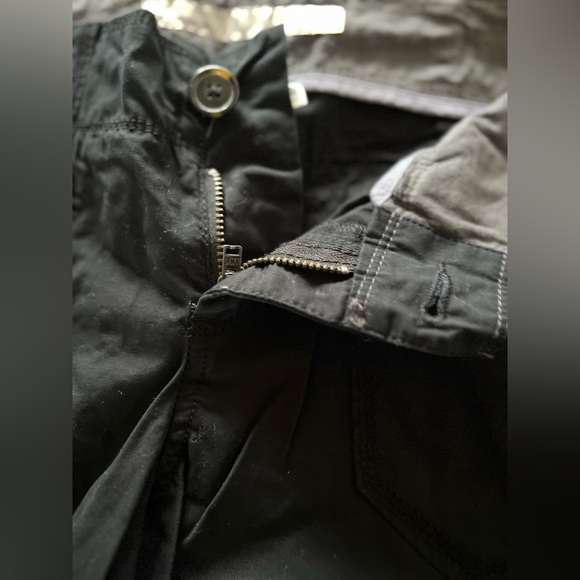 NWT Y2K Old Navy Low Rise Roll-Up Cargo Pants Size 2 - Picture 8 of 15